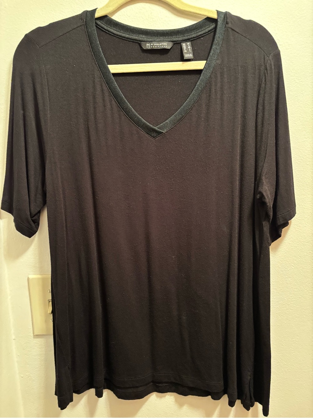 H By Halston Black V-Neck Elbow Sleeve women’s tunic